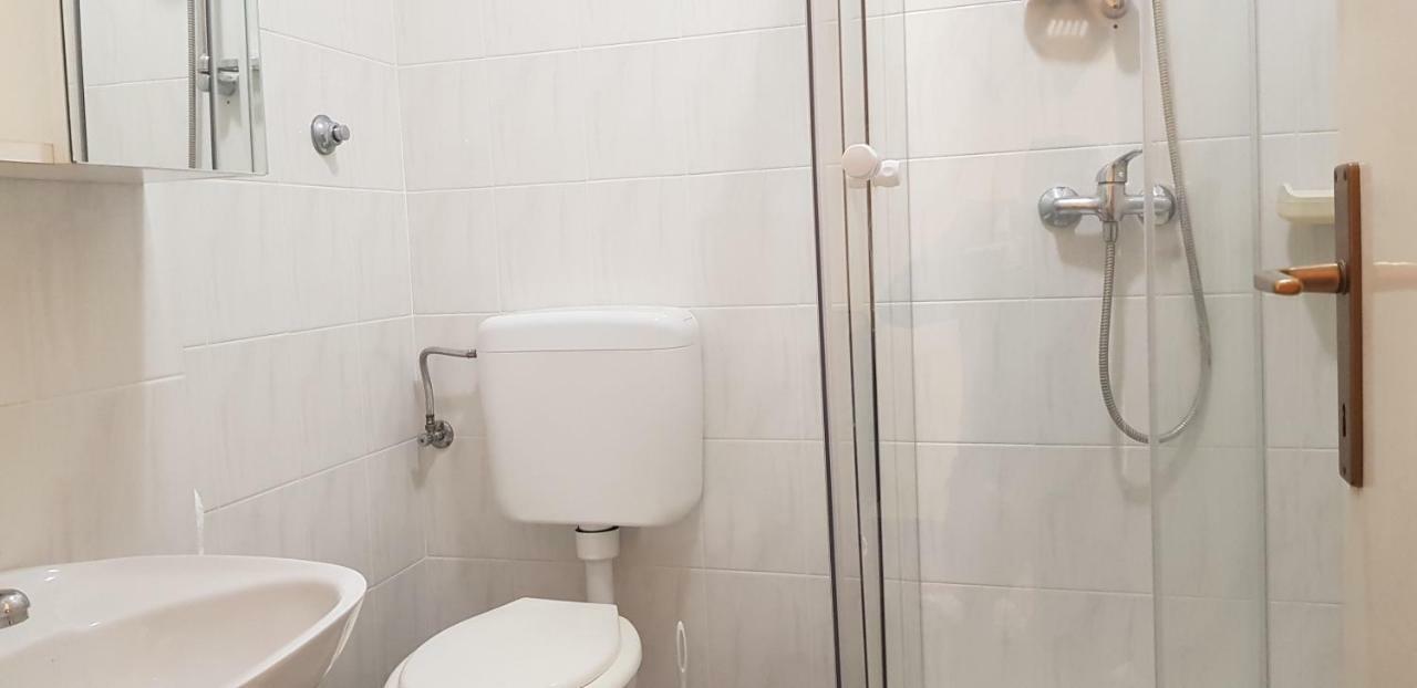 Appartamenti Clara Πόρετς Εξωτερικό φωτογραφία