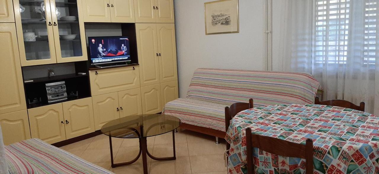 Appartamenti Clara Πόρετς Εξωτερικό φωτογραφία